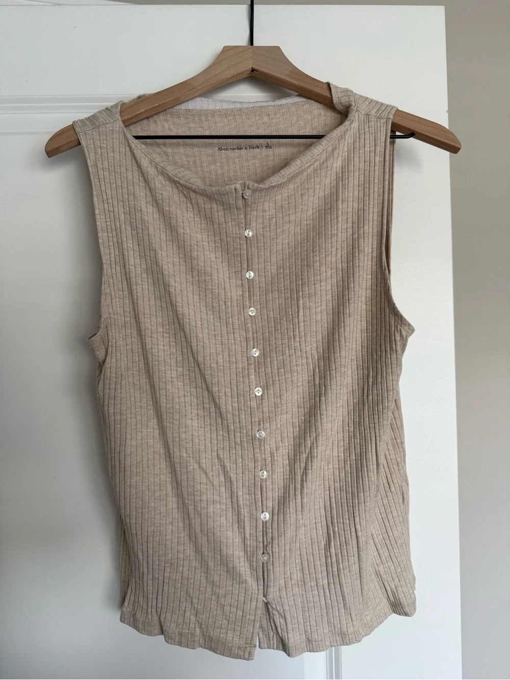 Abercrombie & Fitch Beige Ribbed Button-Back Tank - Picture 1 of 1